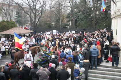 Festivalul de datini şi obiceiuri „Tudor Pamfile” la Catedrala Arhiepiscopală din Galaţi – fotografia 14