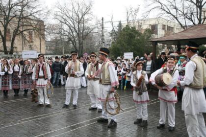 Festivalul de datini şi obiceiuri „Tudor Pamfile” la Catedrala Arhiepiscopală din Galaţi – fotografia 15