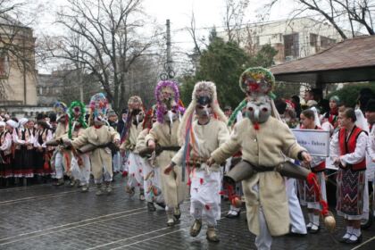 Festivalul de datini şi obiceiuri „Tudor Pamfile” la Catedrala Arhiepiscopală din Galaţi – fotografia 23