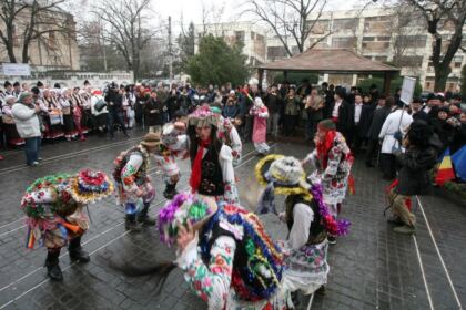 Festivalul de datini şi obiceiuri „Tudor Pamfile” la Catedrala Arhiepiscopală din Galaţi – fotografia 29