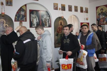 Activităţi social-filantropice la Duminica Înfricoşătoarei Judecăţi – fotografia 9
