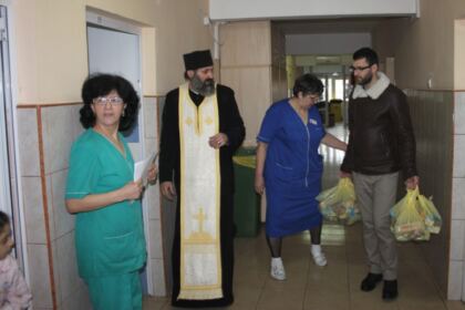 Activităţi social-filantropice la Duminica Înfricoşătoarei Judecăţi – fotografia 1