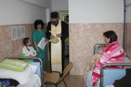 Activităţi social-filantropice la Duminica Înfricoşătoarei Judecăţi – fotografia 4