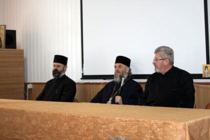 Simpozion interliceal la Seminarul „Sf. Ap. Andrei“ din Galaţi – fotografia 3