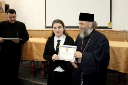 Simpozion interliceal la Seminarul „Sf. Ap. Andrei“ din Galaţi – fotografia 12