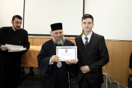 Simpozion interliceal la Seminarul „Sf. Ap. Andrei“ din Galaţi – fotografia 22