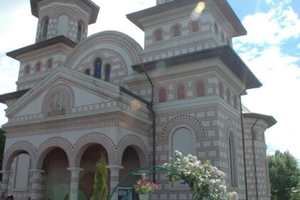 Manifestări cultural-artistice și social-filantropice de Ziua Copilului – fotografia 1