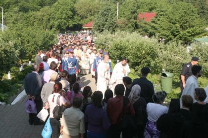 Sărbătoarea Preasfintei Treimi la Altarul din codrii Buciumenilor – fotografia 6