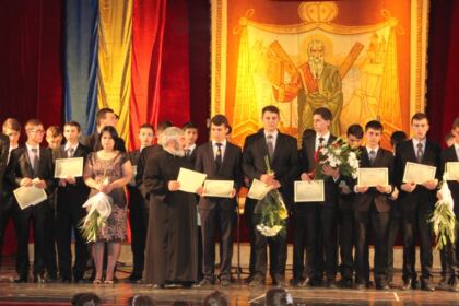 Final de an şcolar la Seminarul Teologic „Sf. Apostol Andrei“ din Galaţi – fotografia 31