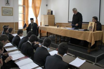 Examen de certificare a competenţelor profesionale la Seminarul Teologic „Sfântul Apostol Andrei“ din Galaţi – fotografia 9