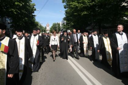 Praznicul Înălţării Domnului şi Ziua Eroilor sărbătorite la Galaţi şi Brăila – fotografia 4