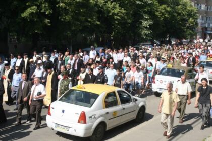 Praznicul Înălţării Domnului şi Ziua Eroilor sărbătorite la Galaţi şi Brăila – fotografia 14