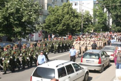 Praznicul Înălţării Domnului şi Ziua Eroilor sărbătorite la Galaţi şi Brăila – fotografia 16