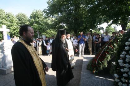 Praznicul Înălţării Domnului şi Ziua Eroilor sărbătorite la Galaţi şi Brăila – fotografia 45