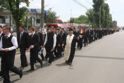 Praznicul Înălţării Domnului şi Ziua Eroilor sărbătorite la Galaţi şi Brăila – fotografia 15