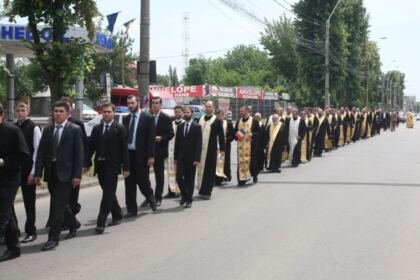 Praznicul Înălţării Domnului şi Ziua Eroilor sărbătorite la Galaţi şi Brăila – fotografia 16