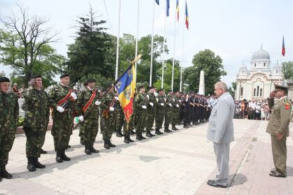 Praznicul Înălţării Domnului şi Ziua Eroilor sărbătorite la Galaţi şi Brăila – fotografia 23