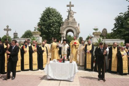 Praznicul Înălţării Domnului şi Ziua Eroilor sărbătorite la Galaţi şi Brăila – fotografia 36