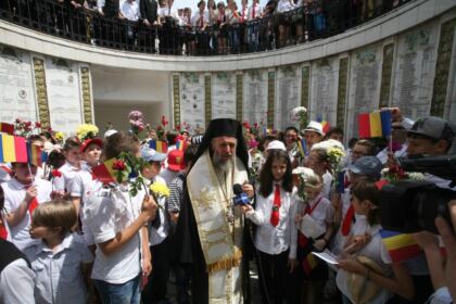 Praznicul Înălţării Domnului şi Ziua Eroilor sărbătorite la Galaţi şi Brăila – fotografia 41