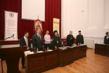 Sfinţirea picturii capelei studenţeşti şi Seara de Gală a A.S.C.O.R. şi L.T.C.O.R. – fotografia 1