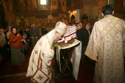 Acţiuni social-filantropice la Duminica Sfintei Cruci – fotografia 5