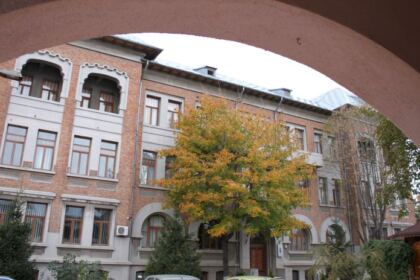 Sfinţii Cosma şi Damian sărbătoriţi la Aşezământul Filantropic „Sfântul Vasile cel Mare“ din Galaţi – fotografia 1