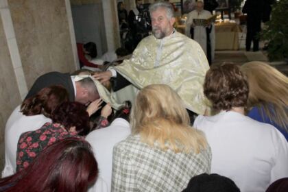 Slujire liturgică şi social filantropică în Spitalul Clinic de Urgenţe „Sf. Ap. Andrei“ din Galaţi – fotografia 4