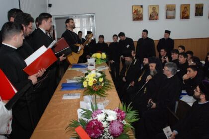 Simpozion ştiinţific interseminarial la Galaţi – fotografia 12