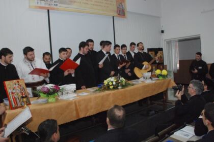 Simpozion ştiinţific interseminarial la Galaţi – fotografia 16