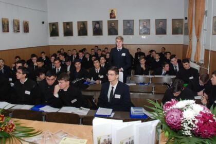 Simpozion ştiinţific interseminarial la Galaţi – fotografia 19