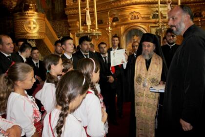 Concursul de Muzică Bisericească „Lăudaţi pe Domnul!“ în Eparhia Dunării de Jos – fotografia 22