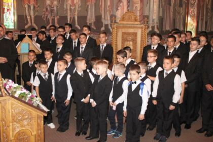 Deschiderea noului an şcolar la Seminarul Teologic „Sfântul Apostol Andrei“ din Galaţi – fotografia 6