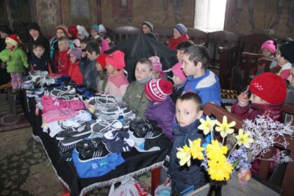 Programul social-filantropic „Ne înnoim de Sfintele Paşti“ în Arhiepiscopia Dunării de Jos – fotografia 6