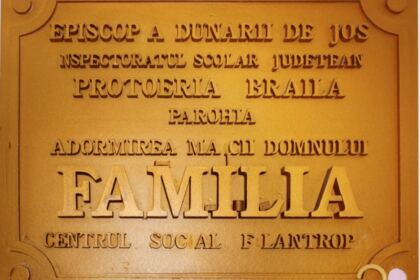 Serbare dedicată Sfântului Ierarh Nicolae la Grădiniţa „Familia“ din Brăila – fotografia 2