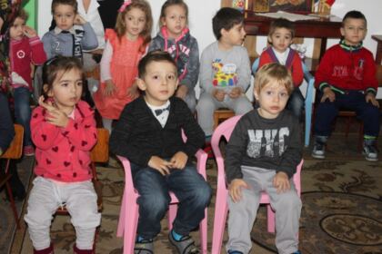 Serbare dedicată Sfântului Ierarh Nicolae la Grădiniţa „Familia“ din Brăila – fotografia 12