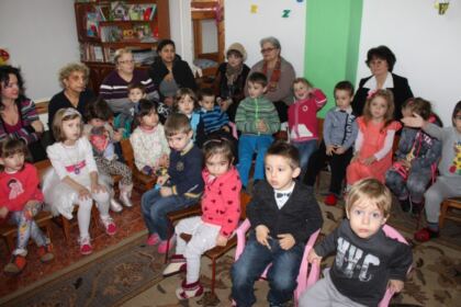 Serbare dedicată Sfântului Ierarh Nicolae la Grădiniţa „Familia“ din Brăila – fotografia 16