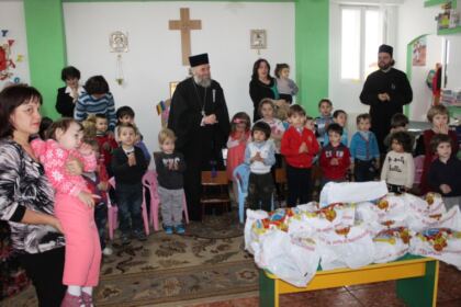 Serbare dedicată Sfântului Ierarh Nicolae la Grădiniţa „Familia“ din Brăila – fotografia 17