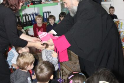 Serbare dedicată Sfântului Ierarh Nicolae la Grădiniţa „Familia“ din Brăila – fotografia 25