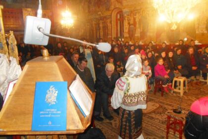 Serile colindului românesc la parohia Nămoloasa Sat – fotografia 3