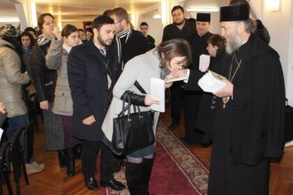 Curs de spiritualitate ortodoxă şi concert de colinde la Centrul Eparhial – fotografia 15