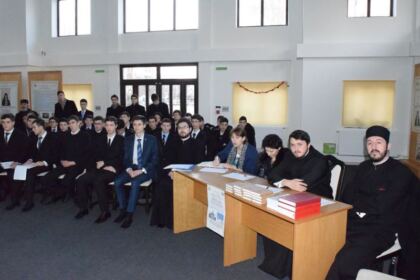 Proiectul – concurs „Parohia mea – trecut şi prezent“, la Seminarul Teologic „Sf. Ap. Andrei“ din Galaţi – fotografia 6