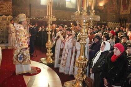 Festivalul de datini şi obiceiuri „Tudor Pamfile“ la Catedrala Arhiepiscopală din Galaţi – fotografia 3