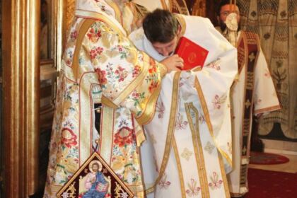 Festivalul de datini şi obiceiuri „Tudor Pamfile“ la Catedrala Arhiepiscopală din Galaţi – fotografia 5