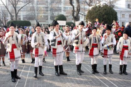 Festivalul de datini şi obiceiuri „Tudor Pamfile“ la Catedrala Arhiepiscopală din Galaţi – fotografia 26