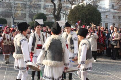 Festivalul de datini şi obiceiuri „Tudor Pamfile“ la Catedrala Arhiepiscopală din Galaţi – fotografia 27