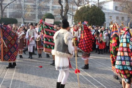 Festivalul de datini şi obiceiuri „Tudor Pamfile“ la Catedrala Arhiepiscopală din Galaţi – fotografia 28