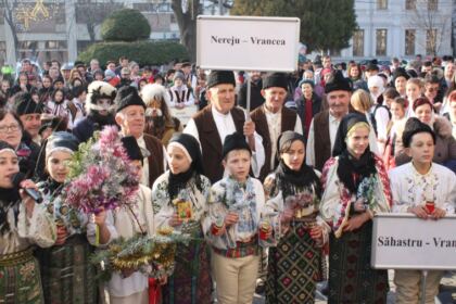 Festivalul de datini şi obiceiuri „Tudor Pamfile“ la Catedrala Arhiepiscopală din Galaţi – fotografia 59