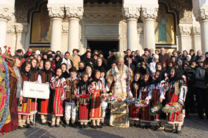 Festivalul de datini şi obiceiuri „Tudor Pamfile“ la Catedrala Arhiepiscopală din Galaţi – fotografia 69
