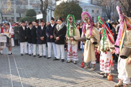 Festivalul de datini şi obiceiuri „Tudor Pamfile“ la Catedrala Arhiepiscopală din Galaţi – fotografia 73