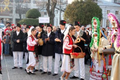 Festivalul de datini şi obiceiuri „Tudor Pamfile“ la Catedrala Arhiepiscopală din Galaţi – fotografia 75